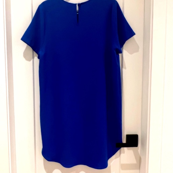 Felicity & Coco Dress - Picture 2 of 5